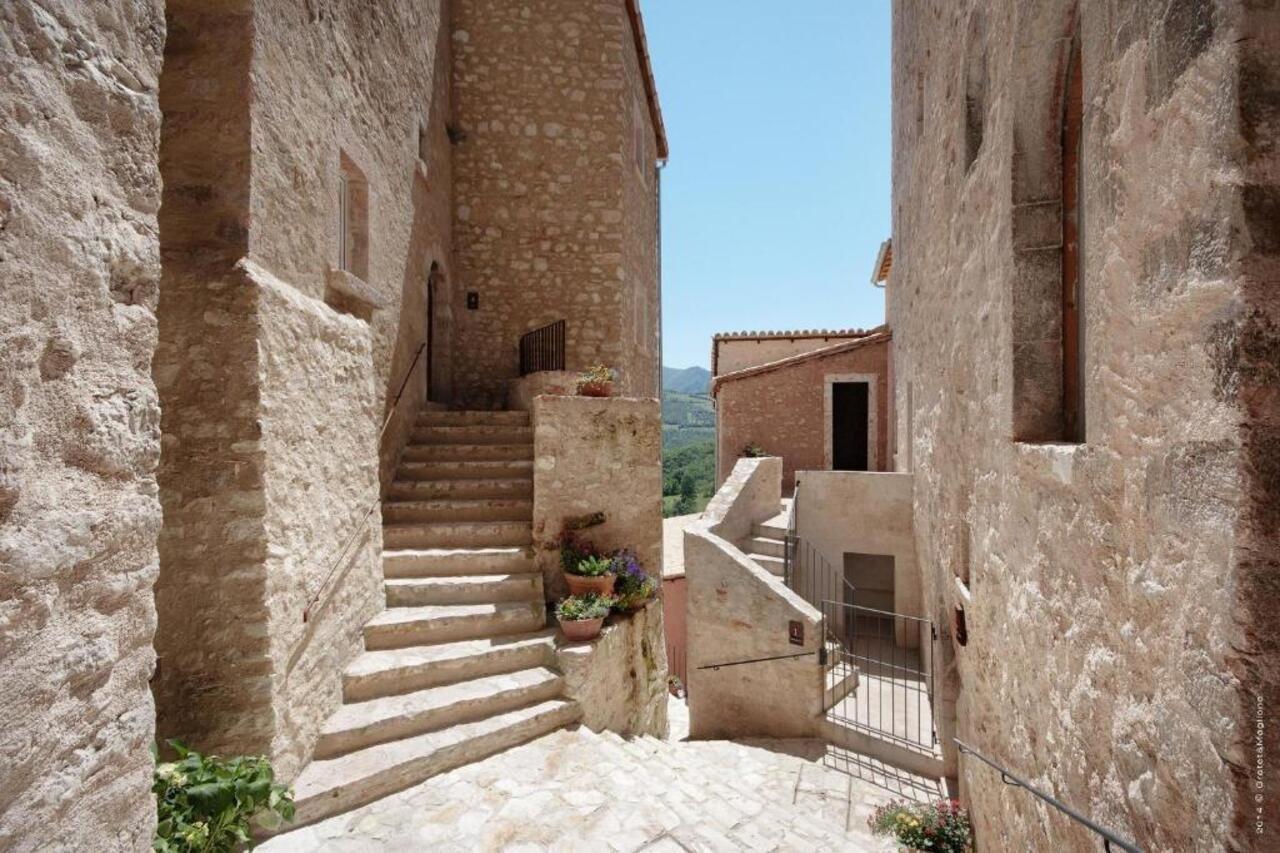 Castello Di Postignano Hotel Sellano Buitenkant foto